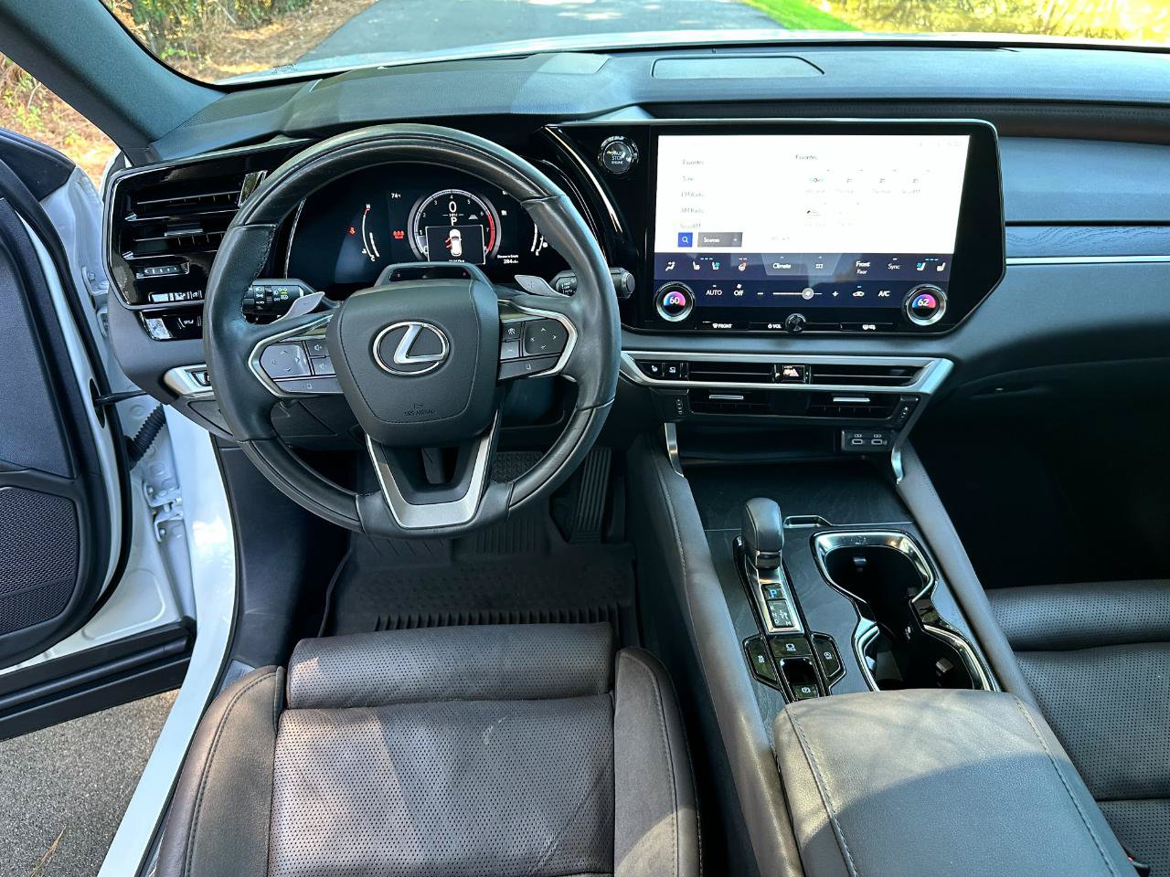 Used 2023 Lexus RX 350 FWD w/ Cold Area Package image 39