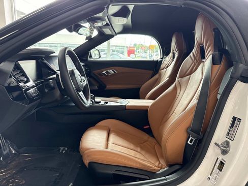 Used 2025 BMW Z4 M40i w/ Premium Package RWD image 15