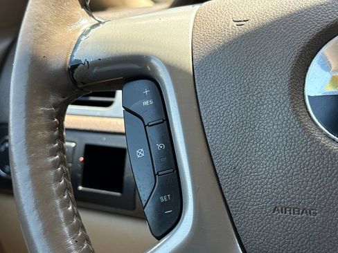 Used 2011 Chevrolet Tahoe LS RWD image 28