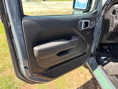 New 2026 Jeep Wrangler Unlimited Sport AWD/4WD image 17