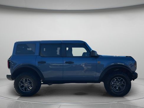 New 2025 Ford Bronco Badlands image 36