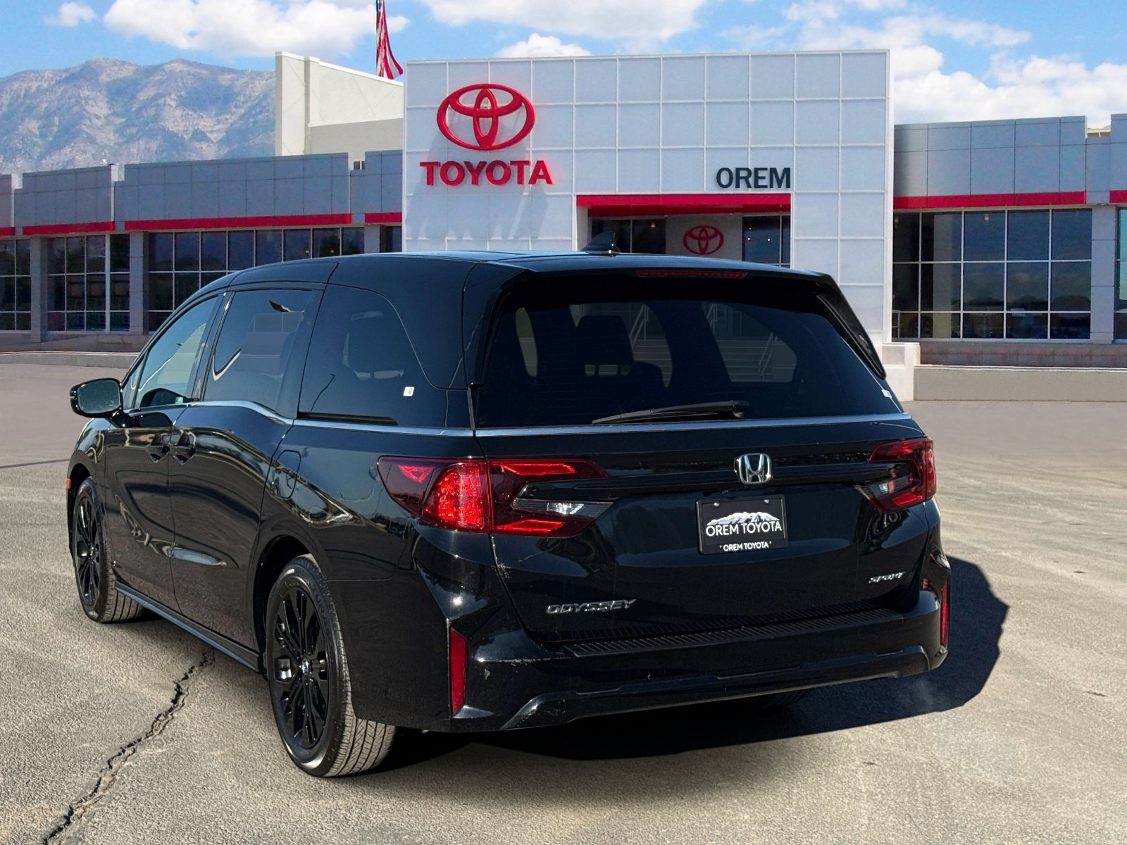 Used 2025 Honda Odyssey Sport-L image 6