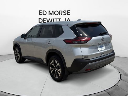 Used 2023 Nissan Rogue SV AWD/4WD image 3