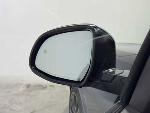 Used 2021 BMW X5 sDrive40i w/ M Sport Package image 11