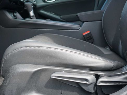 Used 2025 Honda Civic Sport image 18
