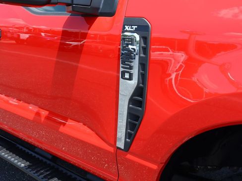 New 2026 Ford F350 XLT w/ FX4 Off-Road Package AWD/4WD image 19