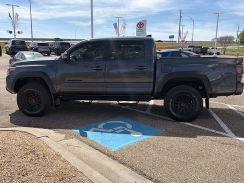 Used 2023 Toyota Tacoma TRD Pro image 8