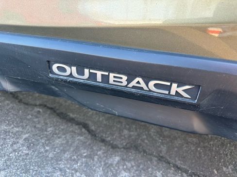 Used 2025 Subaru Outback Premium image 13