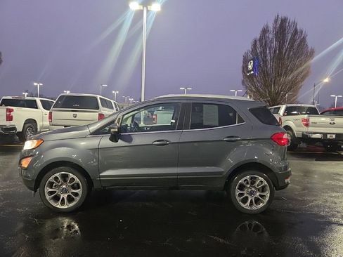 Used 2021 Ford EcoSport Titanium image 3