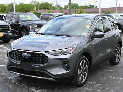 Certified 2024 Ford Escape Platinum AWD/4WD image 5