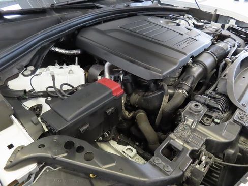 Used 2024 Jaguar F-PACE R-Dynamic S image 41