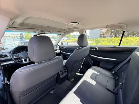 Used 2017 Subaru Legacy 3.6R Limited image 20