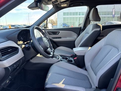 Used 2025 Subaru Forester Premium w/ Convenience Package #2 image 13