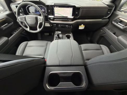 New 2026 Chevrolet Silverado 1500 RST AWD/4WD image 10