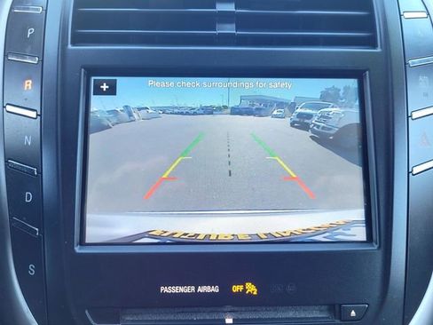 Used 2017 Lincoln MKC Select w/ Select Plus Package image 18