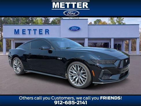 Used 2025 Ford Mustang GT Premium RWD image 1