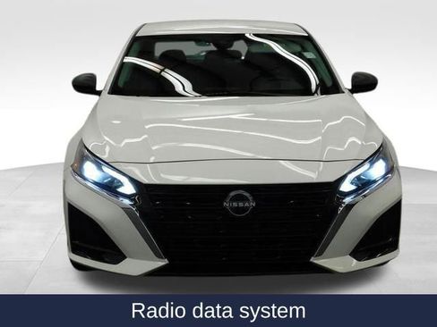 Used 2024 Nissan Altima 2.5 S image 3