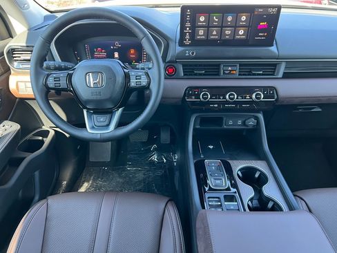 New 2026 Honda Pilot Elite image 3