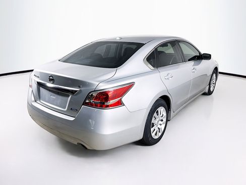 Used 2014 Nissan Altima 2.5 S w/ Display Audio Package image 30