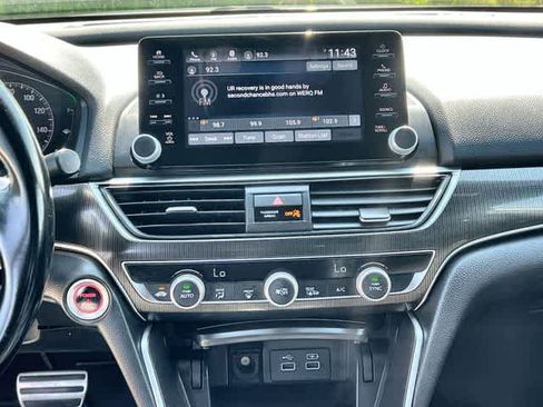 Used 2022 Honda Accord Sport image 18