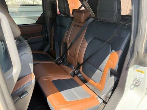 Used 2023 Ford Bronco Outer Banks AWD/4WD image 62