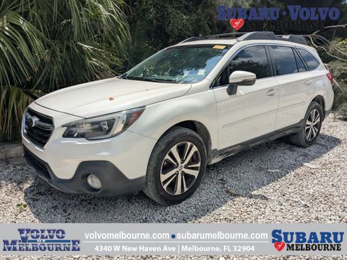 Used 2018 Subaru Outback 3.6R Limited AWD/4WD image 1