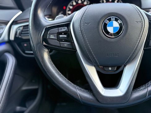 Used 2018 BMW 530i xDrive w/ Premium Package image 24