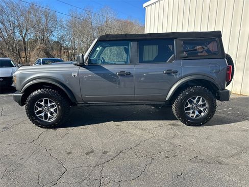 Used 2022 Ford Bronco Big Bend image 9