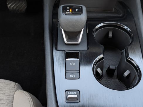 Certified 2023 Nissan Rogue SV FWD image 20