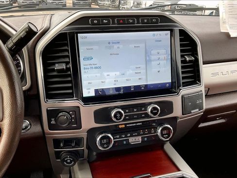 Used 2022 Ford F250 King Ranch w/ Chrome Package image 6