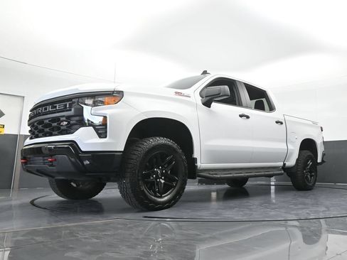 Used 2024 Chevrolet Silverado 1500 Custom Trail Boss AWD/4WD image 60