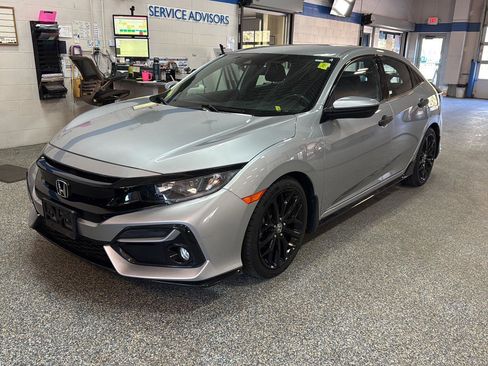 Used 2021 Honda Civic Sport image 2
