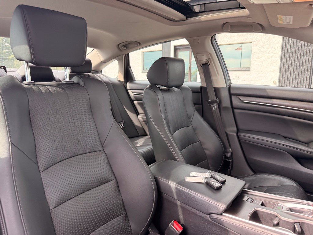 Used 2018 Honda Accord EX-L image 30