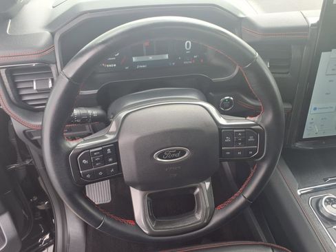 Certified 2022 Ford Expedition Limited image 16