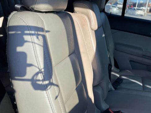 Used 2013 Ford Explorer XLT image 15