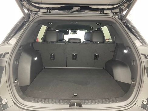Used 2025 Chevrolet Equinox RS AWD/4WD image 12