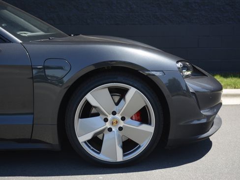 Certified 2020 Porsche Taycan 4S AWD/4WD image 11