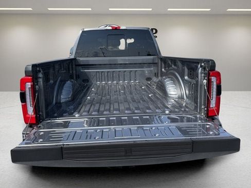 New 2026 Ford F250 4x4 Crew Cab Super Duty image 7