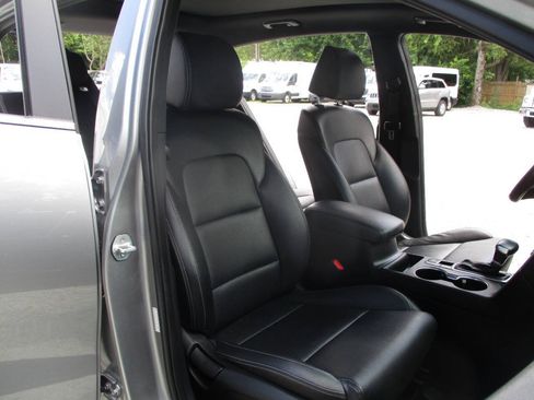 Used 2021 Kia Sportage S w/ S AWD Premium Package image 26
