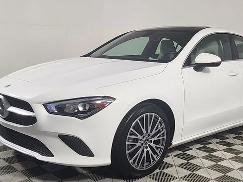Used 2020 Mercedes-Benz CLA 250 image 4