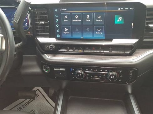 Used 2025 Chevrolet Silverado 3500 LTZ w/ LTZ Plus Package AWD/4WD image 4