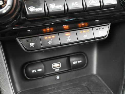 Used 2021 Kia Sportage EX w/ EX Technology Package image 27