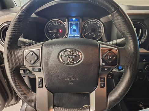 Used 2022 Toyota Tacoma Limited w/ Nightshade Package image 22