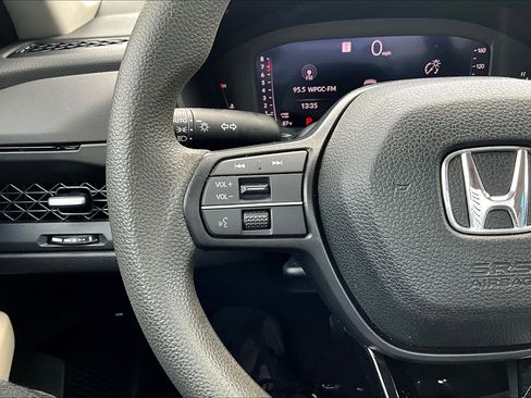 Used 2024 Honda Accord EX image 20