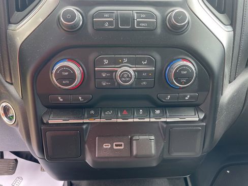 Used 2021 Chevrolet Silverado 1500 LT image 19