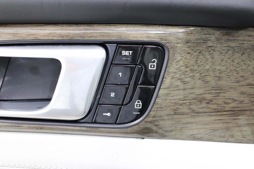 Certified 2021 Porsche Panamera GTS AWD/4WD image 25