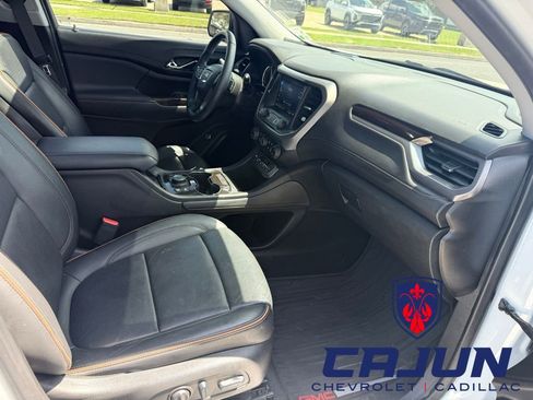 Used 2023 GMC Acadia AT4 w/ Preferred Package AWD/4WD image 13