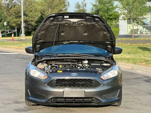 Used 2018 Ford Focus SE FWD image 36