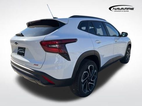 New 2026 Chevrolet Trax RS w/ Sunroof Package image 9