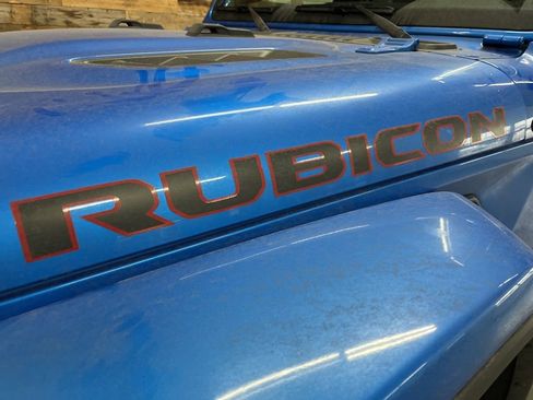 Used 2025 Jeep Wrangler Unlimited Rubicon image 6